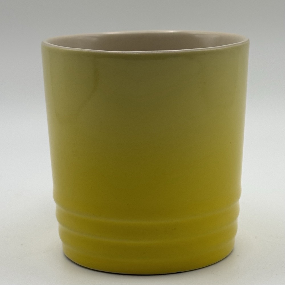 Le Creuset Soleil Yellow Espresso Mug 3.5 oz 100ml Stoneware Retired - Picture 3 of 5